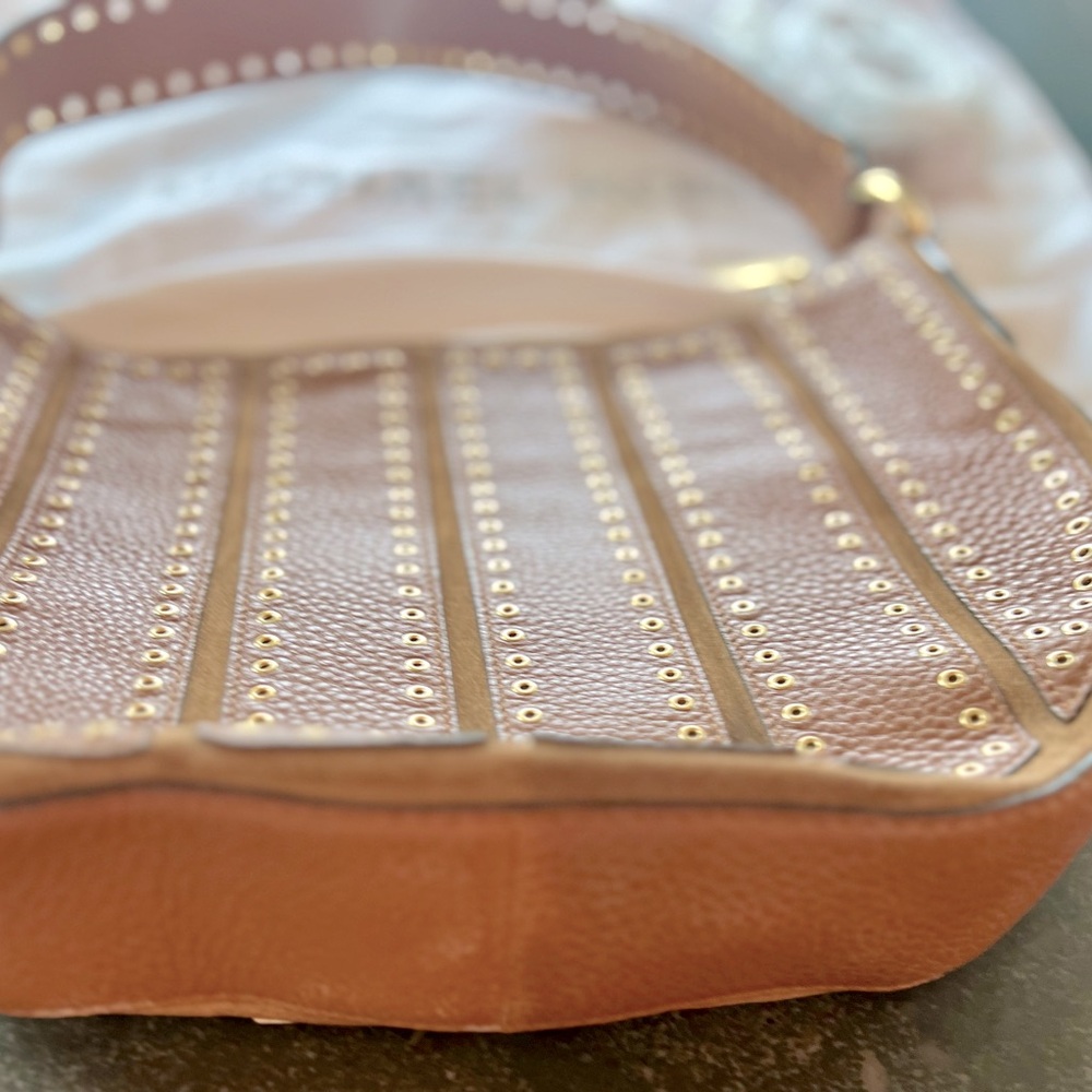 Michael Kors Brooklyn grommet medium hobo leather bag in dark caramel - Picture 3 of 5